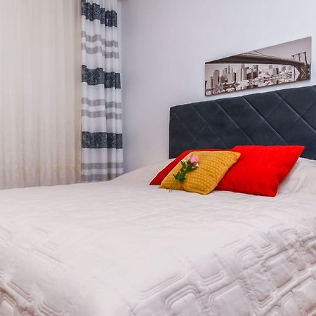 Apartments Tonka Donji Okrug  Екстер'єр фото