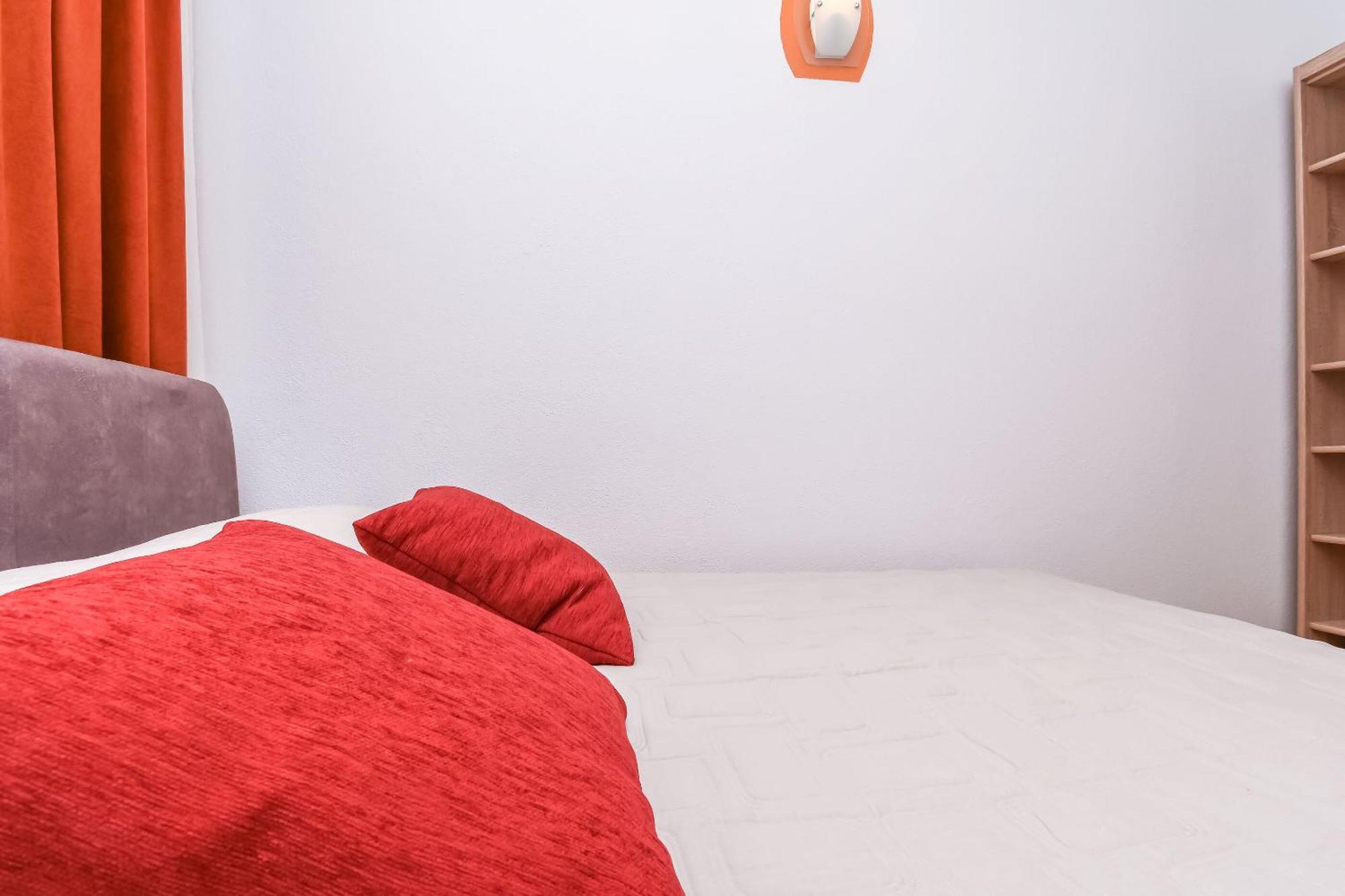 Apartments Tonka Donji Okrug  Екстер'єр фото