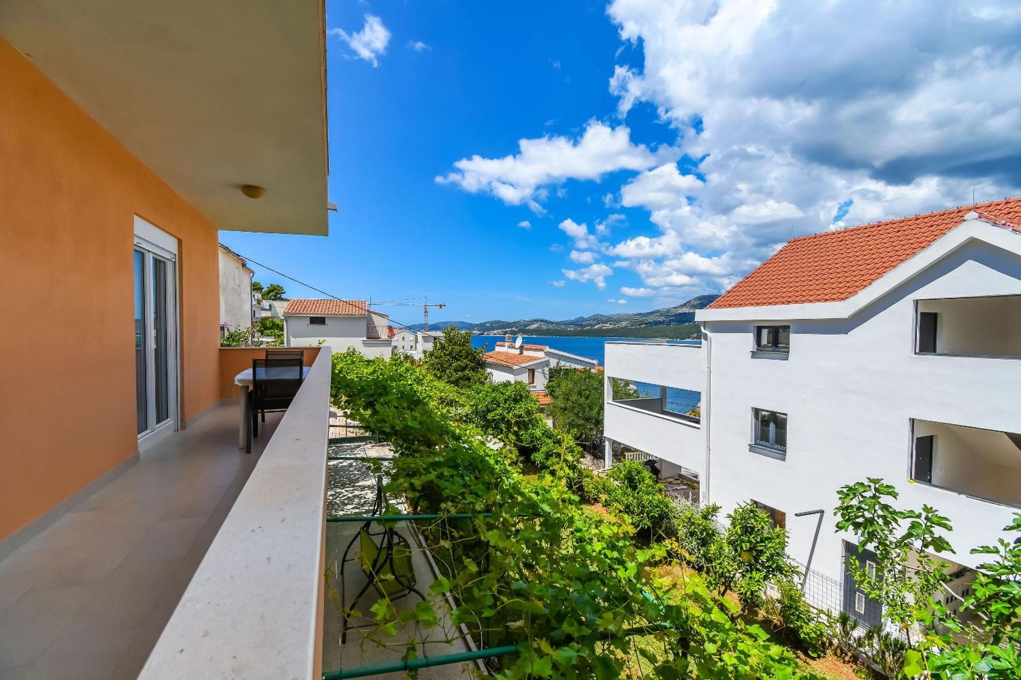Apartments Tonka Donji Okrug  Екстер'єр фото