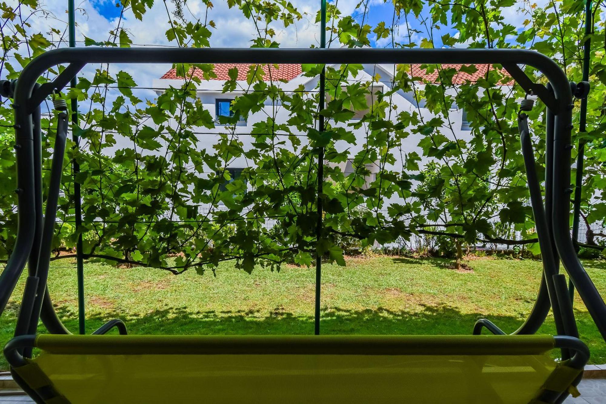 Apartments Tonka Donji Okrug  Екстер'єр фото