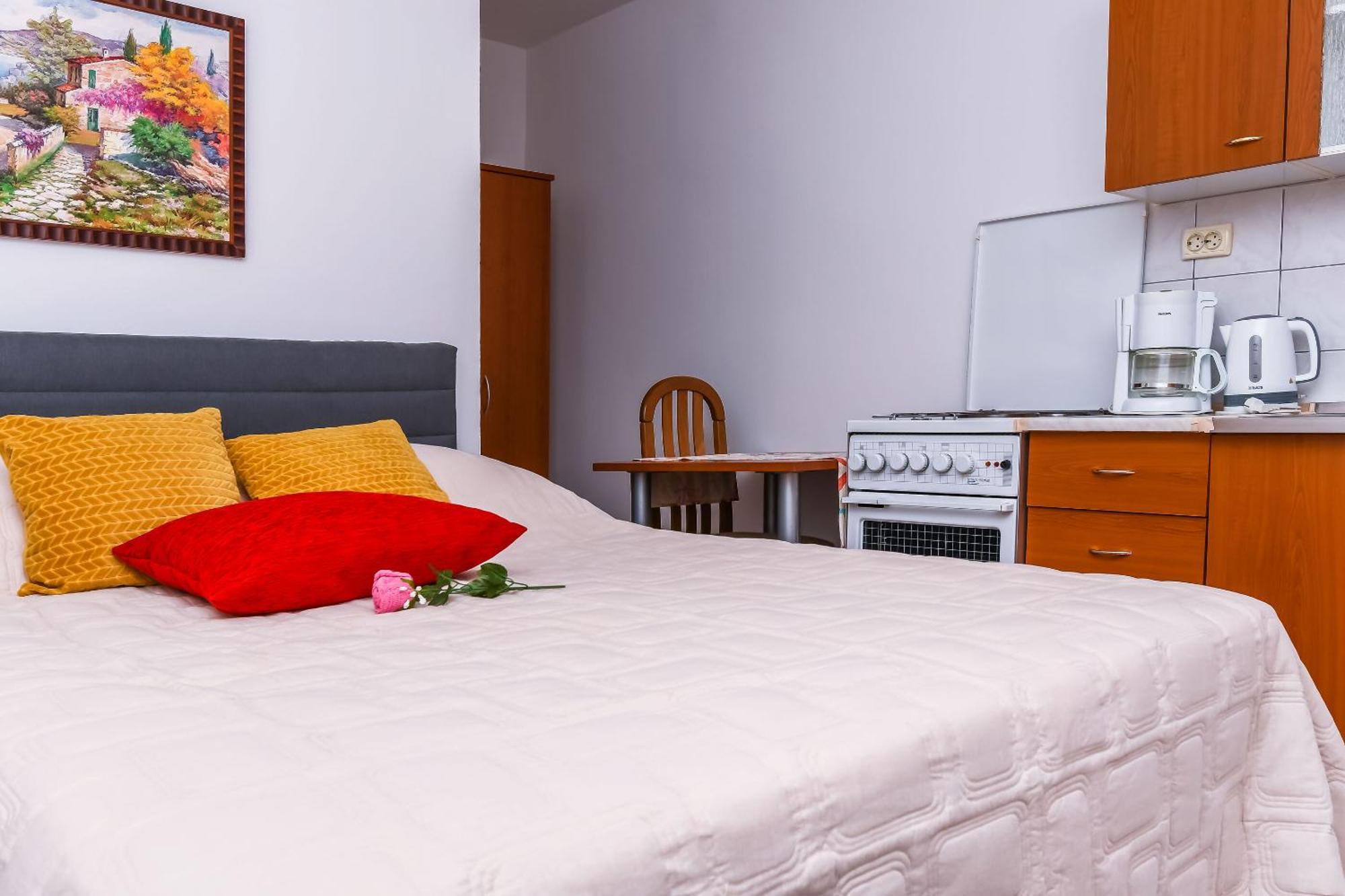 Apartments Tonka Donji Okrug  Екстер'єр фото