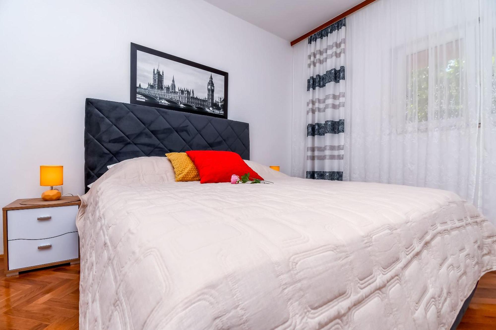 Apartments Tonka Donji Okrug  Екстер'єр фото