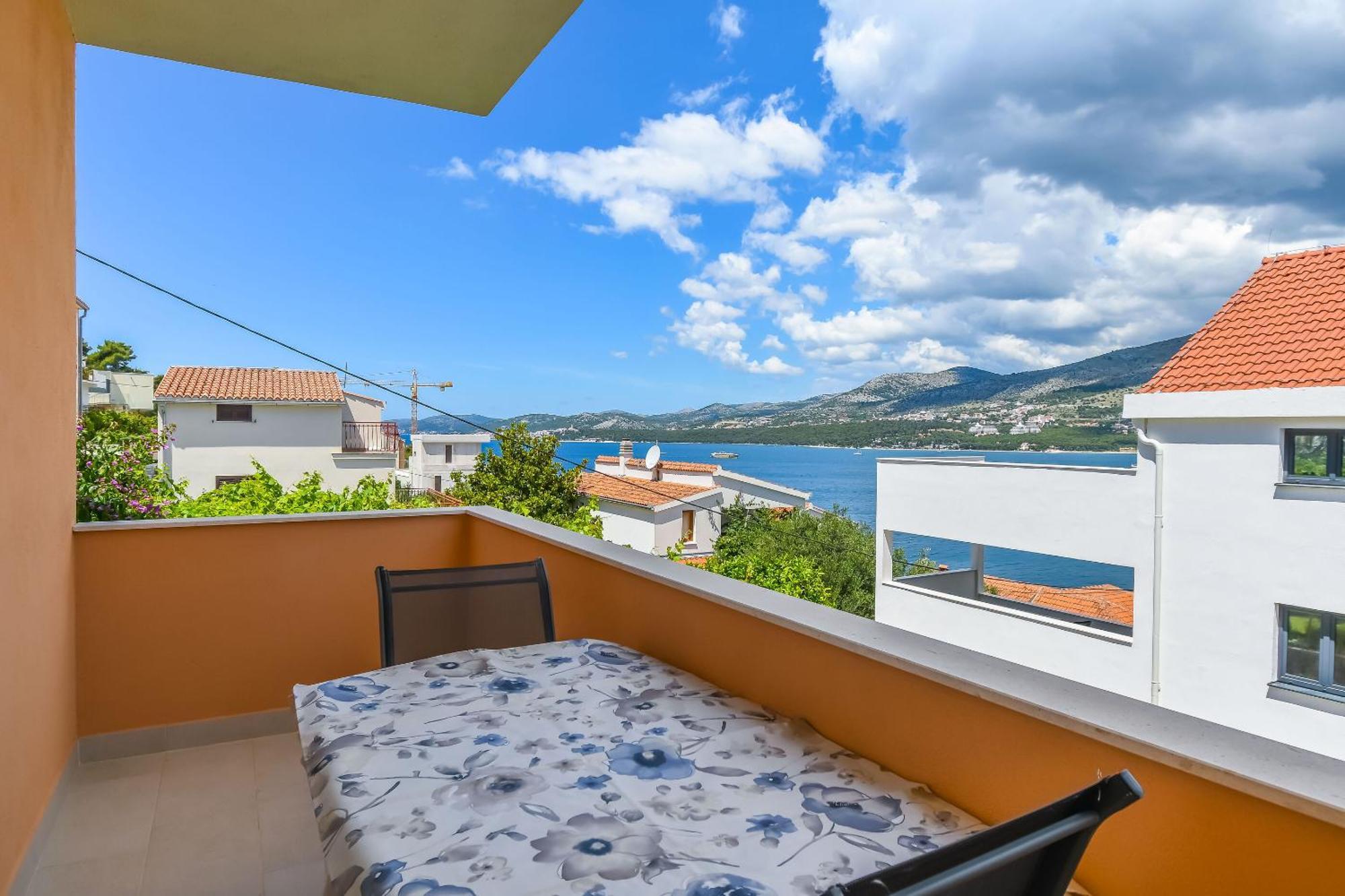 Apartments Tonka Donji Okrug  Екстер'єр фото