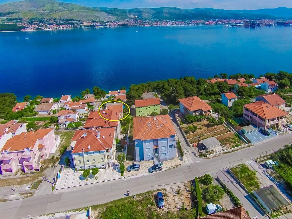 Apartments Tonka Donji Okrug  Екстер'єр фото
